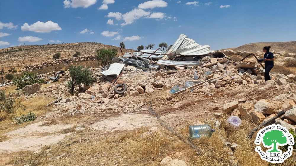 الاحتلال الإسرائيلي يهدم منشآت زراعية في قرية المغير شمال رام الله | LRC