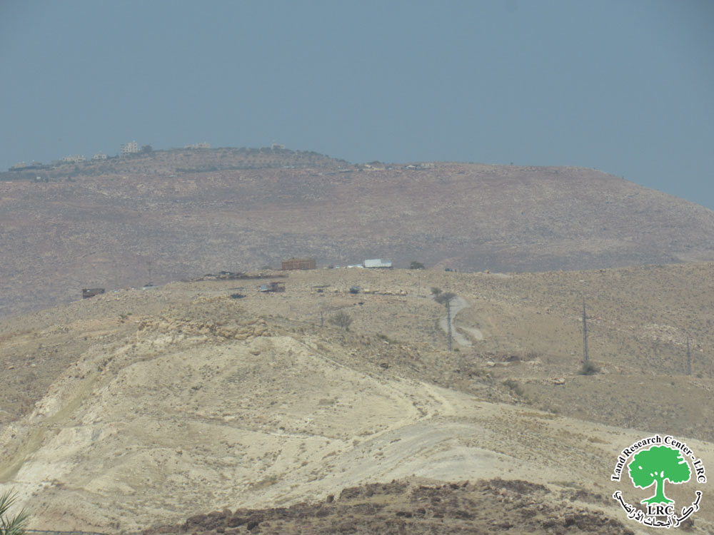 بعد التهجير القسري لتجمع الواد الأحمر... مستعمرون يقيمون  بؤرة استعمارية جديدة في منطقة الواد الأحمر شمال قرية فصايل / محافظة أريحا | LRC