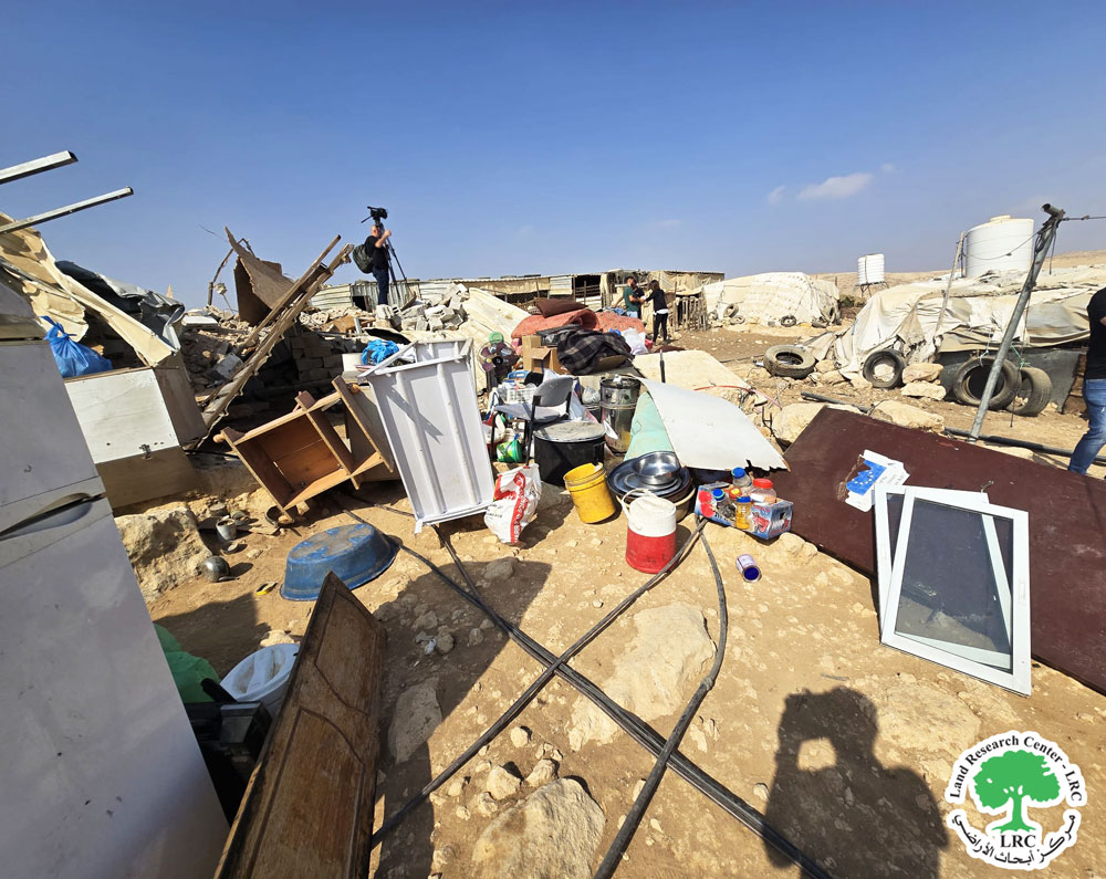 الاحتلال يهدم مسكن لعائلة حمامدة في قرية الفخيت بمسافر يطا جنوب الخليل | LRC