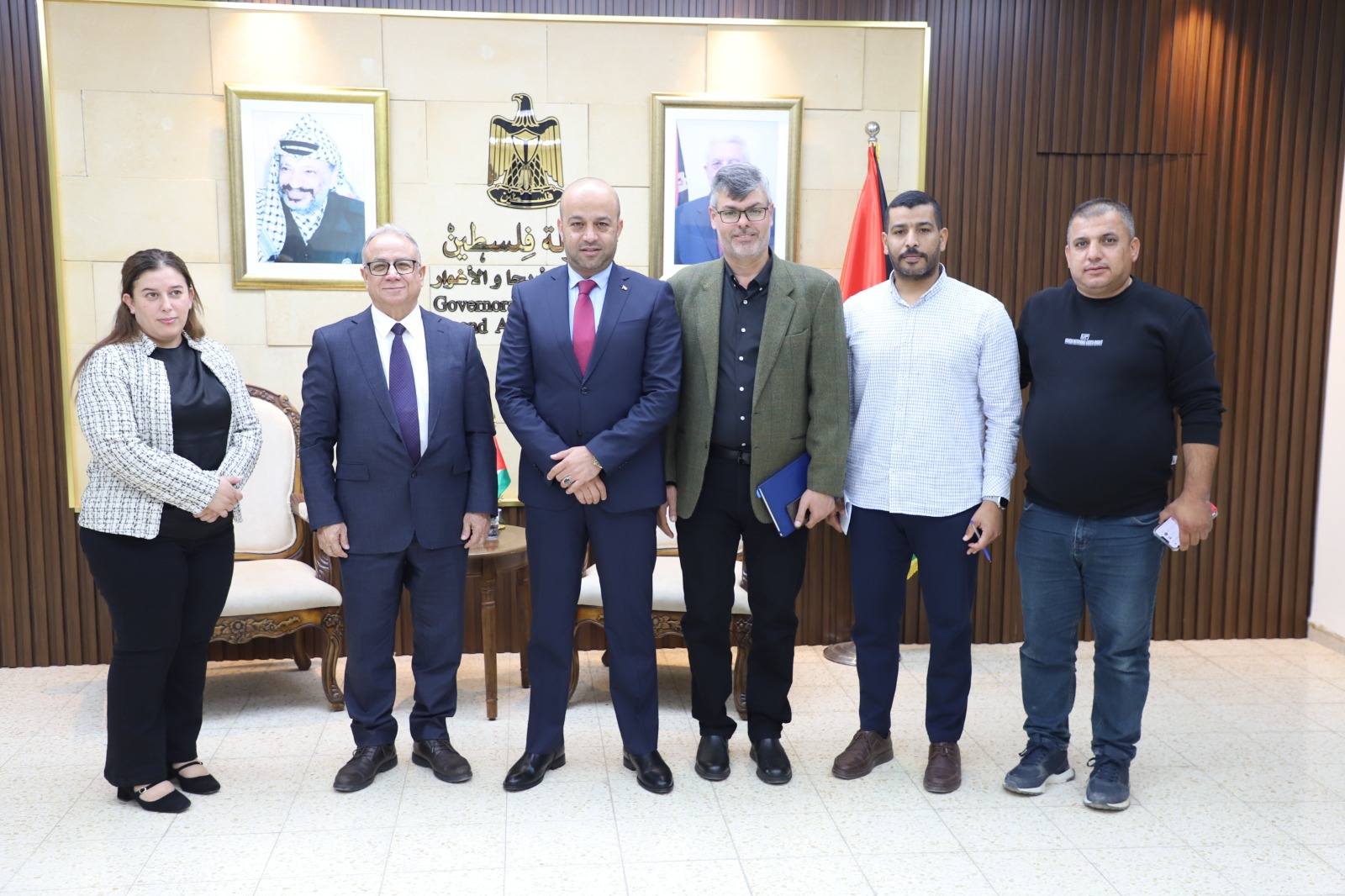 محافظ أريحا والأغوار يبحث مع مركز أبحاث الأراضي تعزيز التعاون لتطوير القطاع الزراعي | LRC